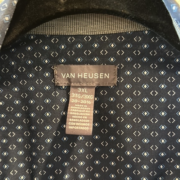 Long Sleeve Button Down - Picture 2 of 3